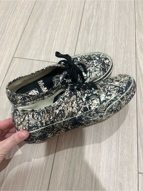 Vans Women’s MoMA Low Top Sneakers in Splatter Camo Design Size 8
